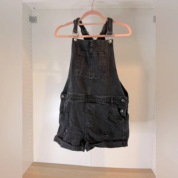 ❤️Bluenotes distressed shortalls women’s XL small sizing black gray denim - Picture 1 of 4